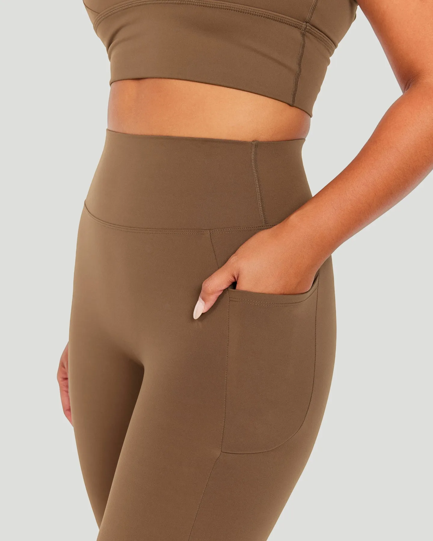 Aura Bonded Ascend Leggings - Cafe Latte