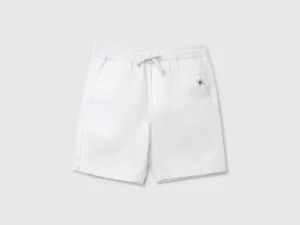 Boy's Solid Regular Fit Shorts with Drawstring Closure