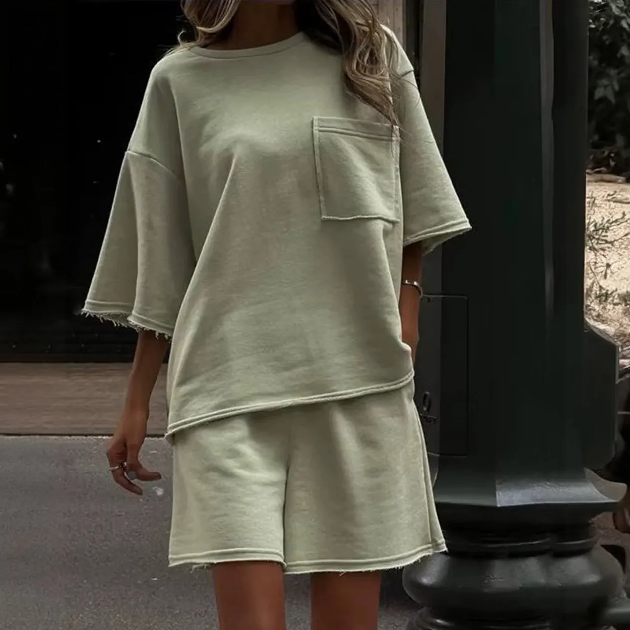 Casual Oversized Top with Relaxed Fit