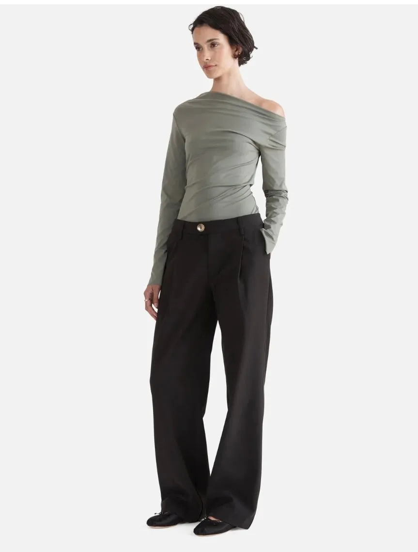 ENA Pelly II OFF THE SHOULDER Top - olive