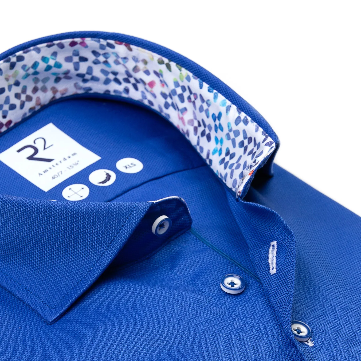 Extra long sleeves. Dobby cotton shirt