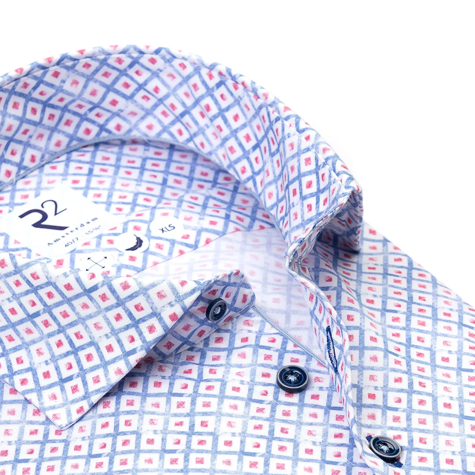 Extra long sleeves. Printed cotton shirt