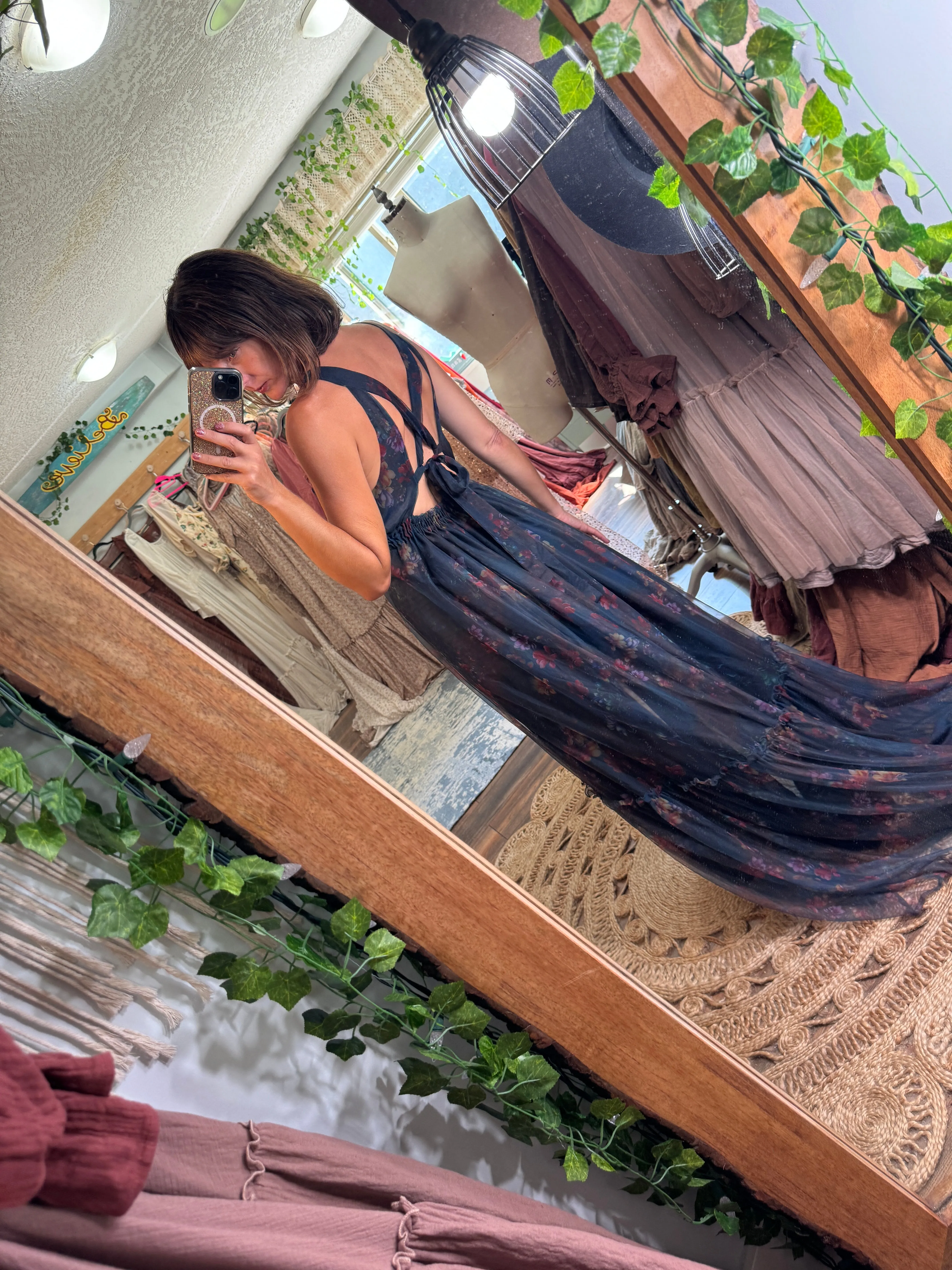 Goddess everyday sleeveless ready to ship navy floral sale