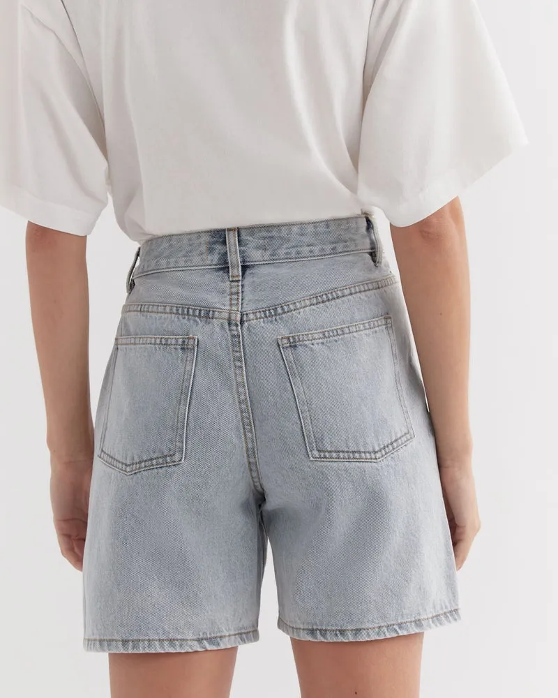 High Waist Boyfriend Short Super Light