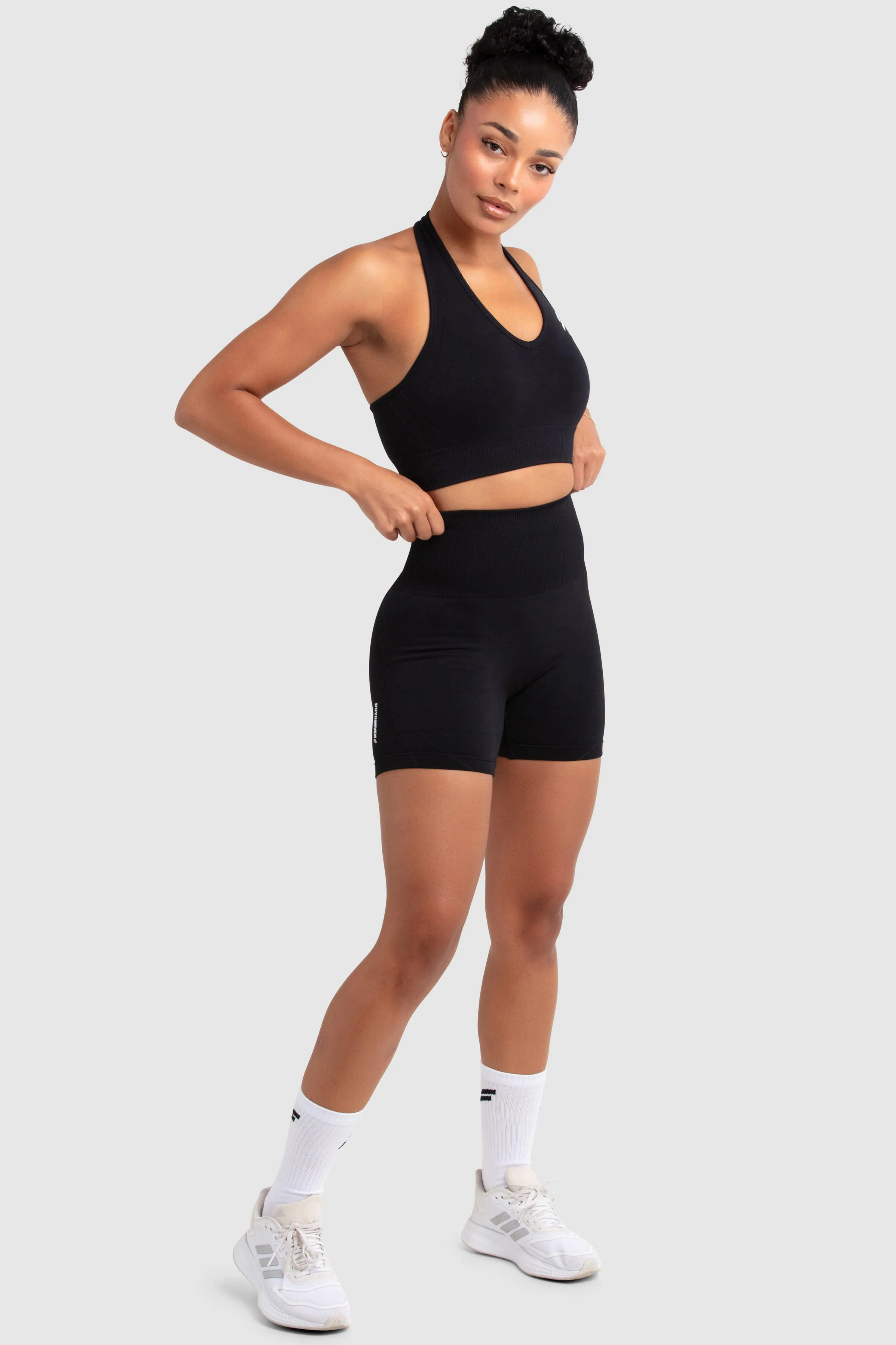 Hyperflex 2 Halter Neck Crop - Jet Black