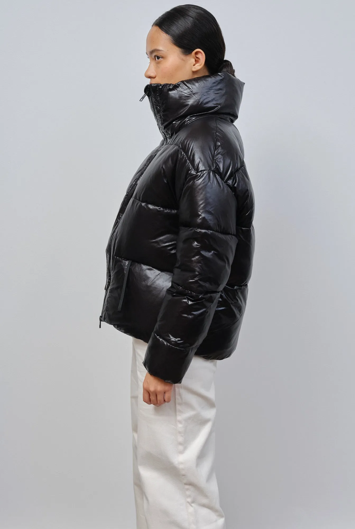LYON PUFFER JACKET in SHINY BLACK