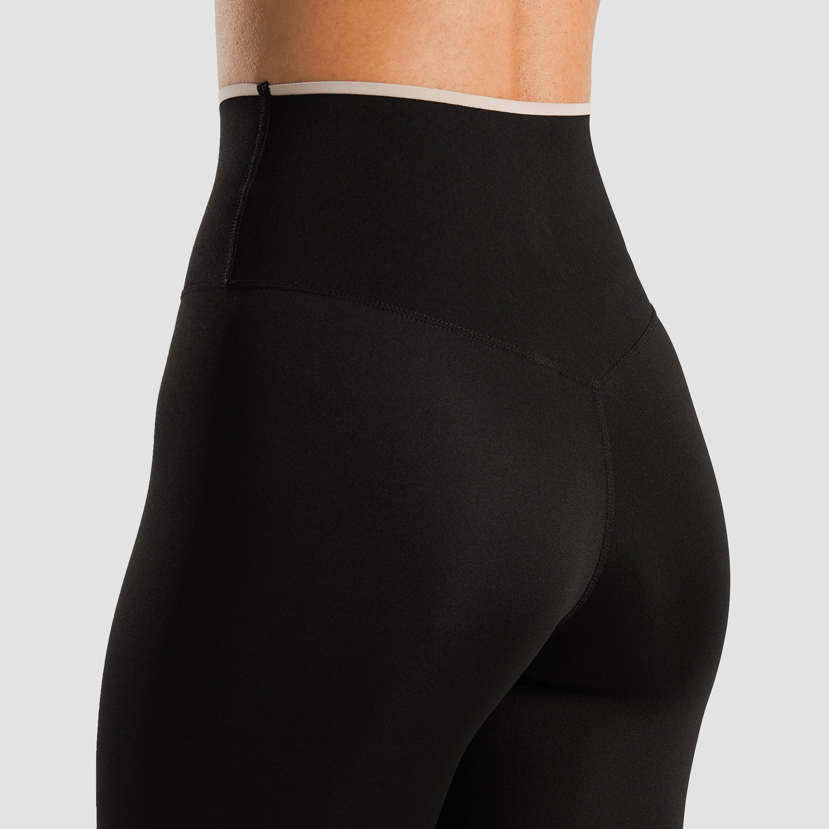 Momentum Leggings (Black)