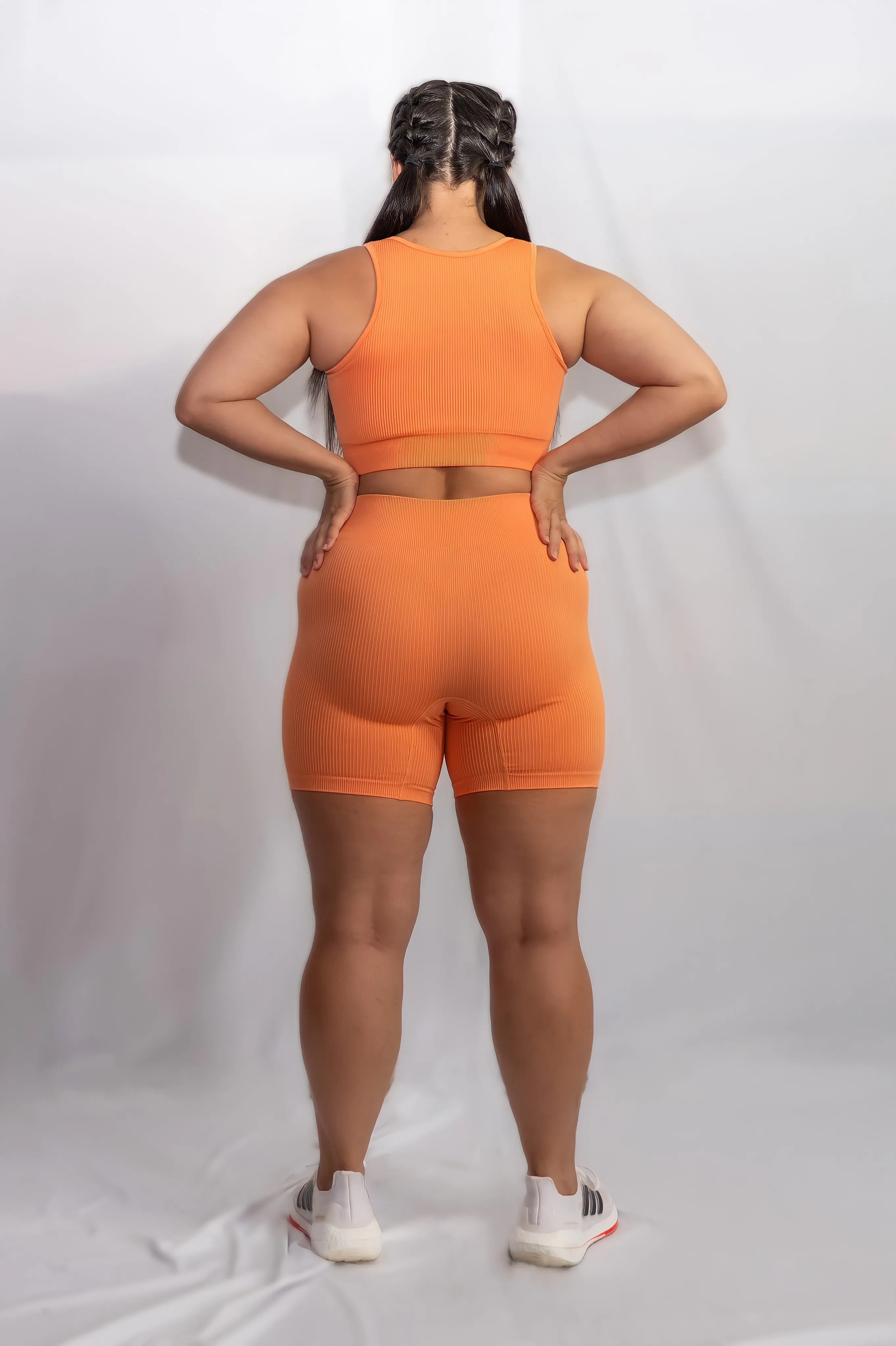 RIBBED COLLECT U SHAPE CROP in Orange