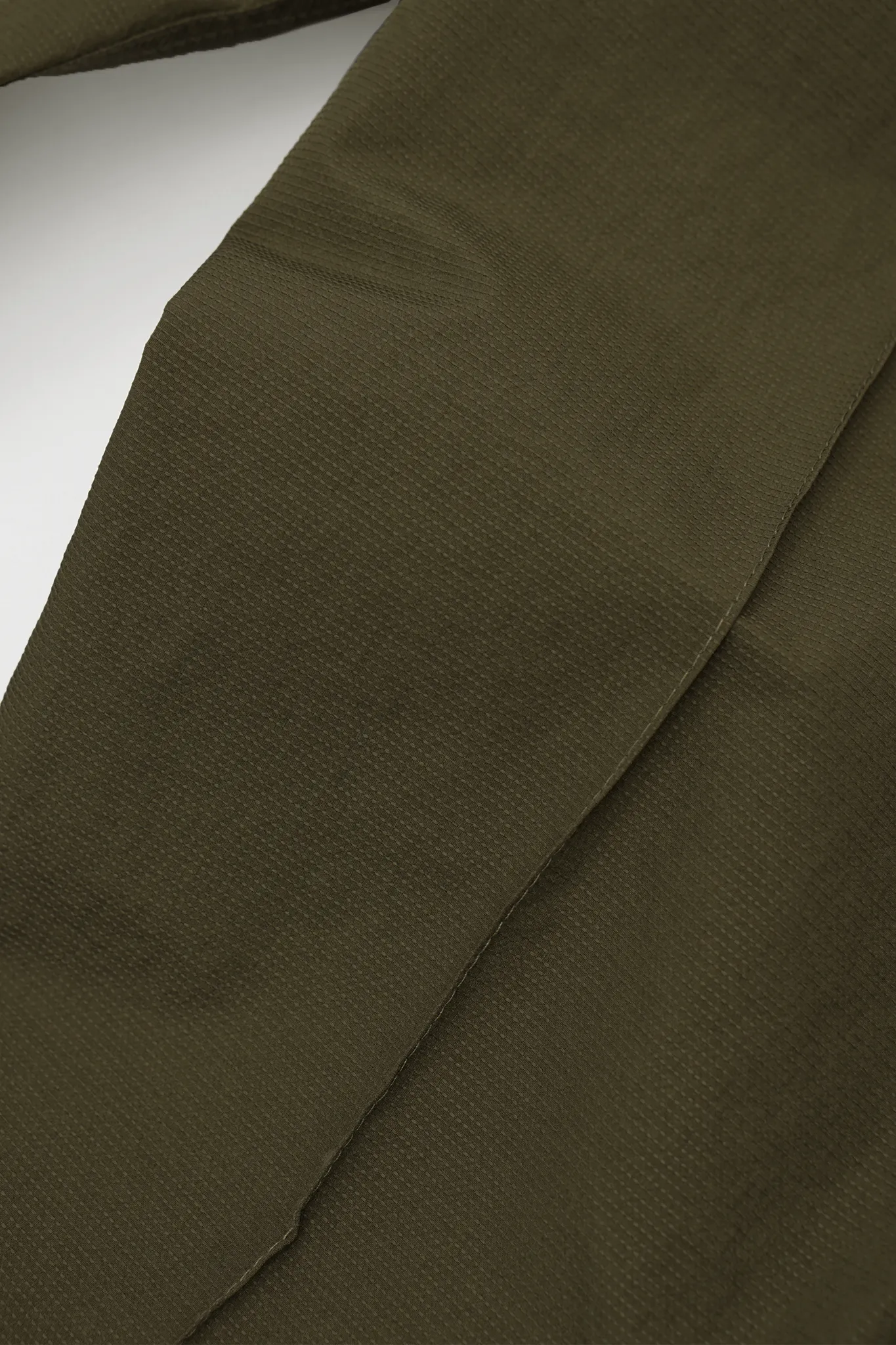SHINOBI PLEATED LOUNGE PANTS IN OLIVE