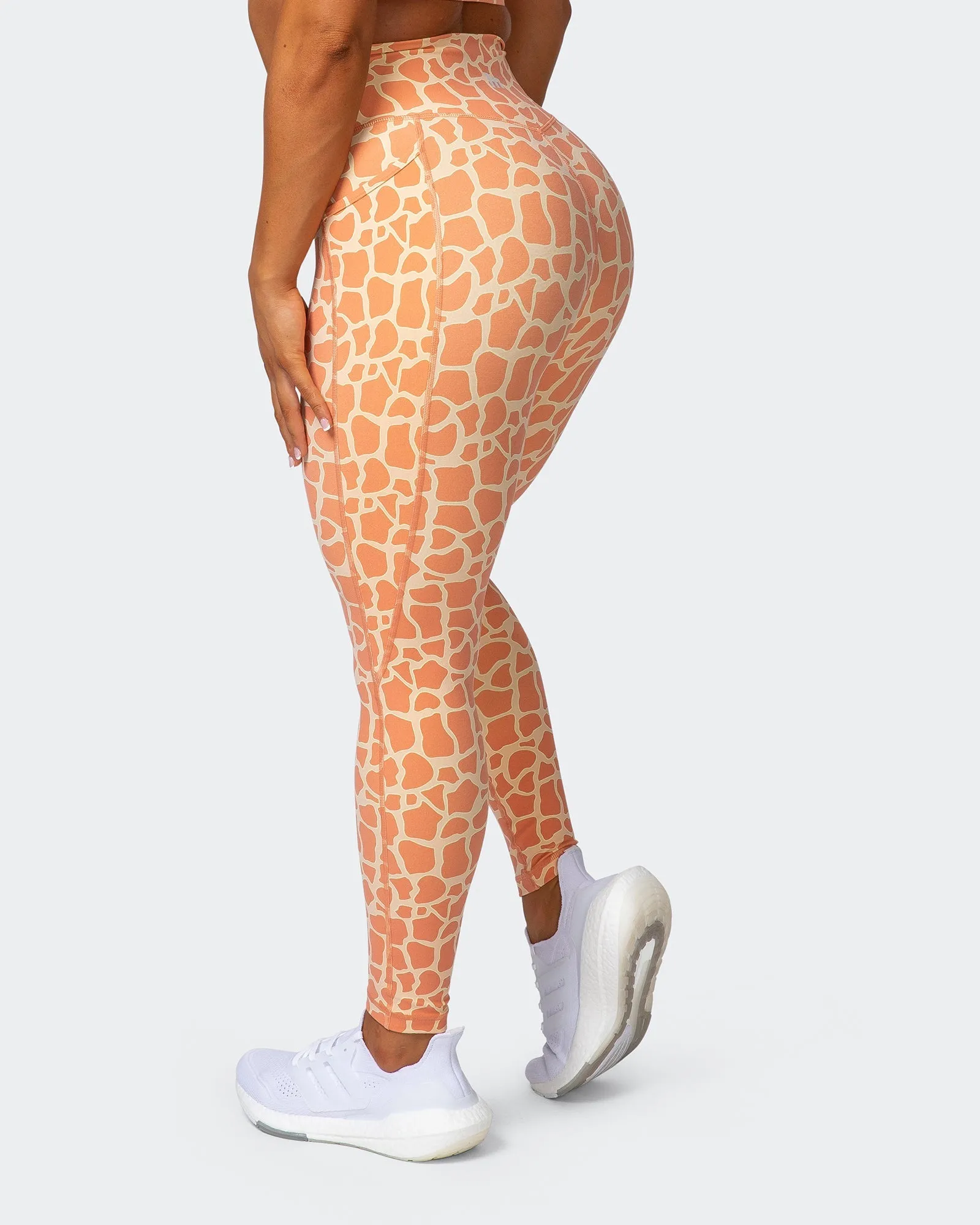 Signature Pocket Ankle Length Leggings - Paradise Giraffe Print