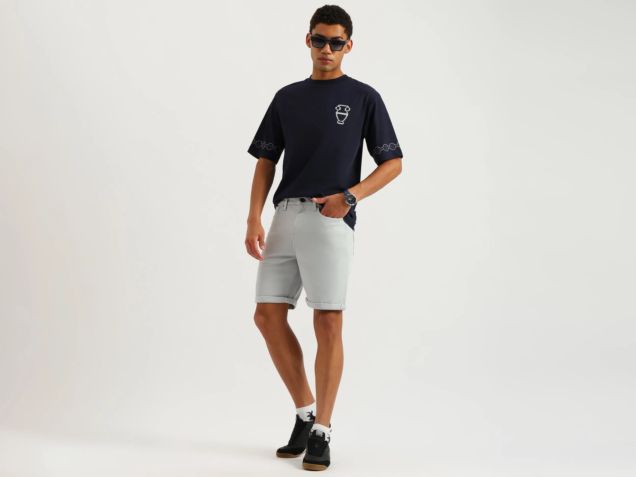 Solid Comfort Fit Denim Shorts