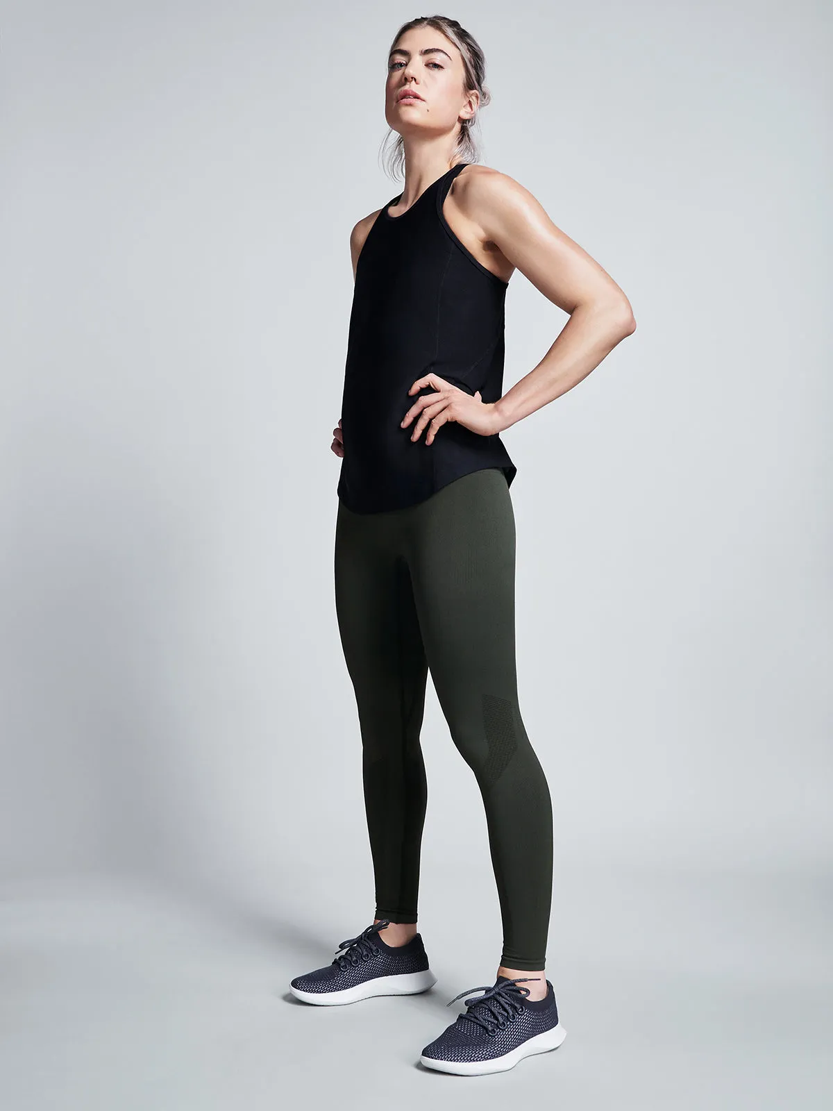 STREAMLINE 8/8 Legging Olive