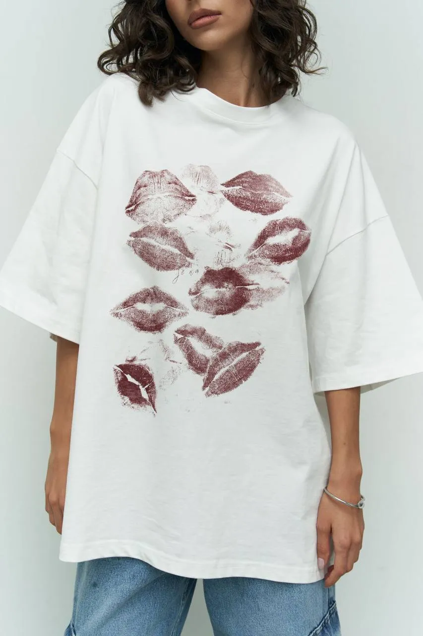 White T-shirts Lips