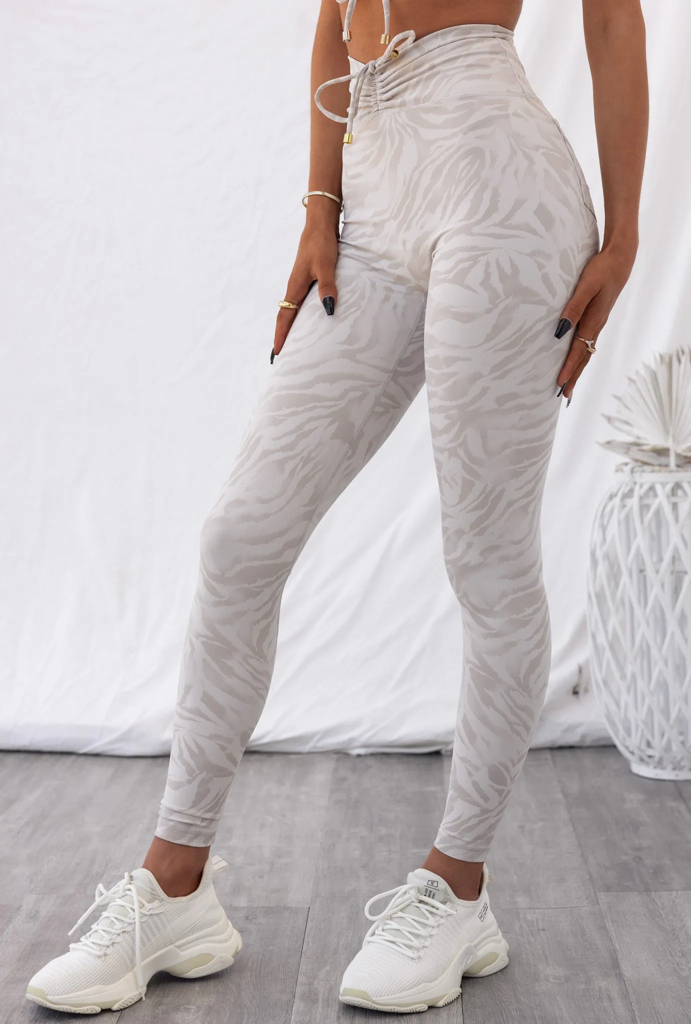 Wild Thing Pocket Legging - Pancake