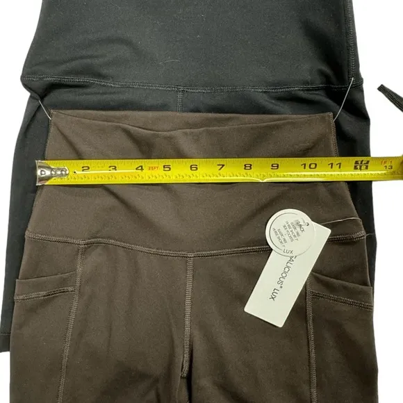 Yogalicious Lux size small set of 2 shorts NWT in perfect condition!